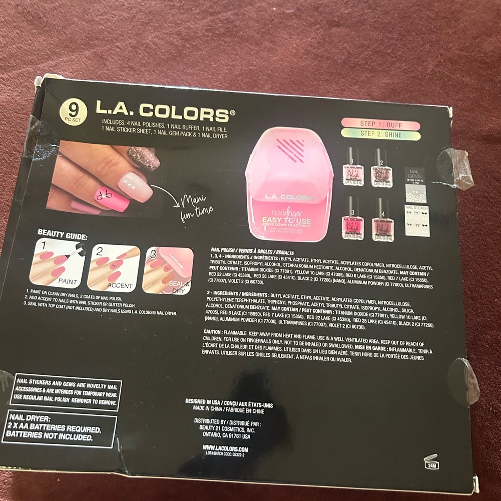 Manicure set - Picture 2 of 2